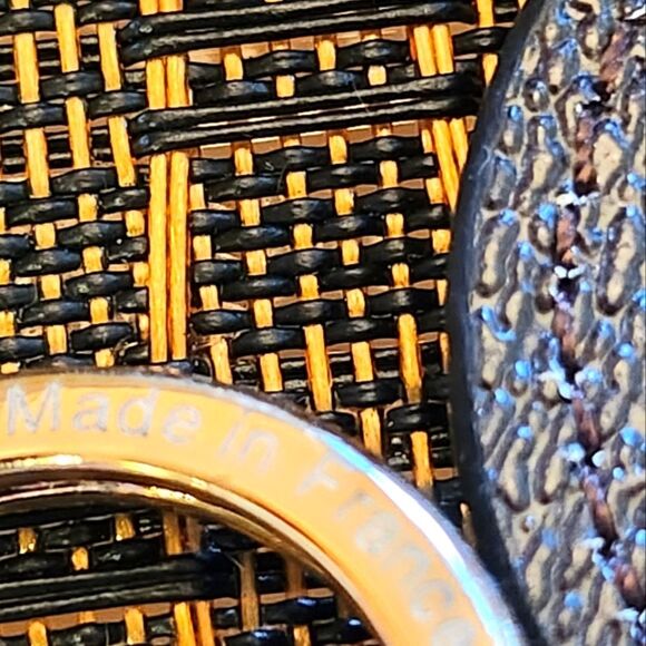 Authentic Louis Vuitton Monogram Heart Charm - Picture 12 of 12